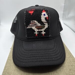 Orijinal Black Trucker Hat with Embroidered Bird Patch